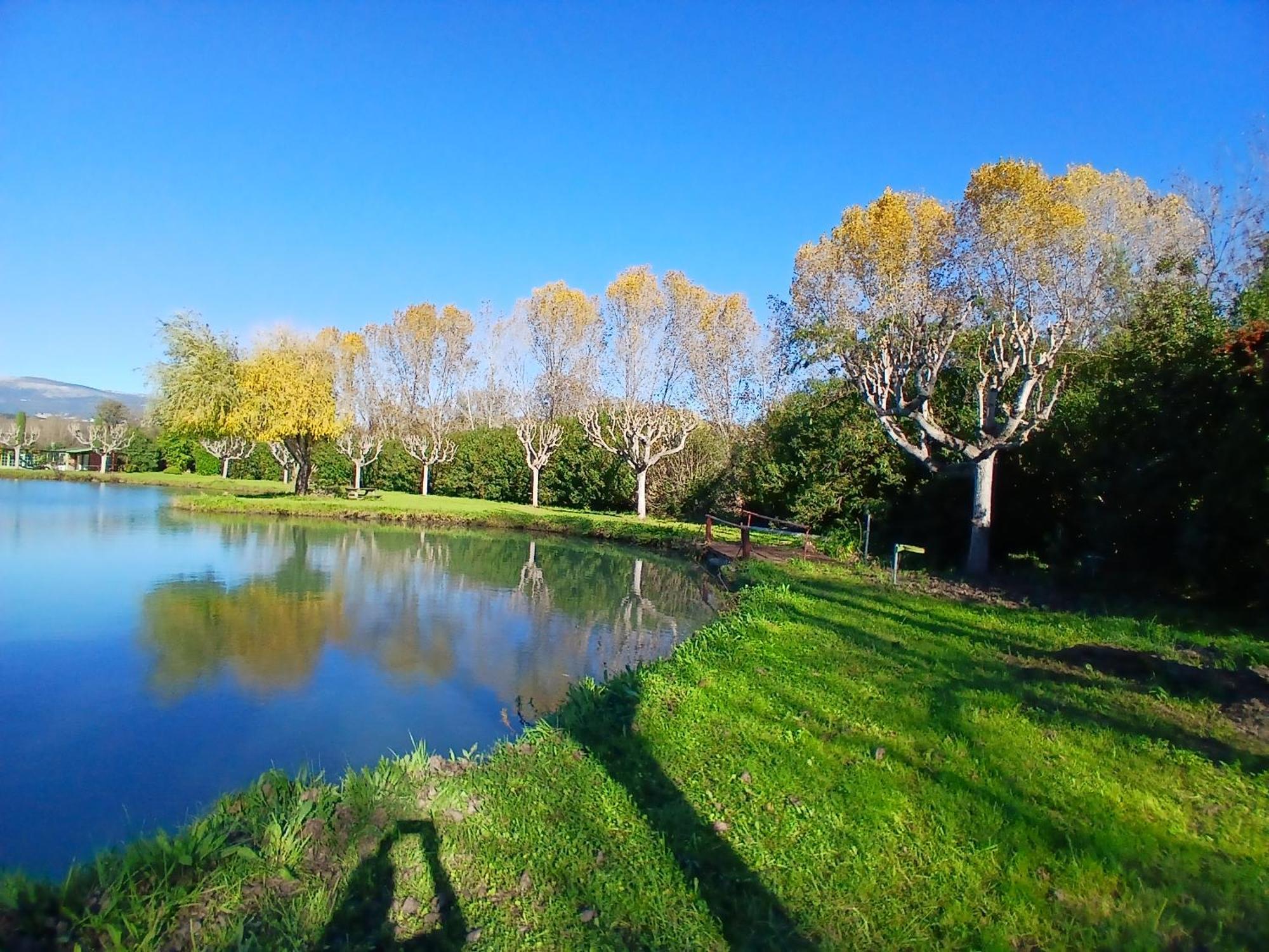 Domaine du Lac de la vallée La Roquette-sur-Siagne Esterno foto